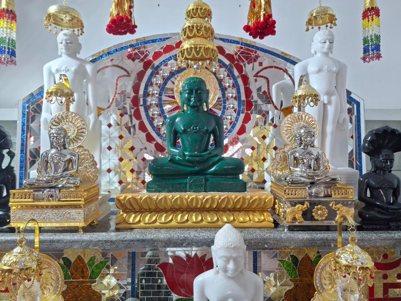 Sri Shanthinathar