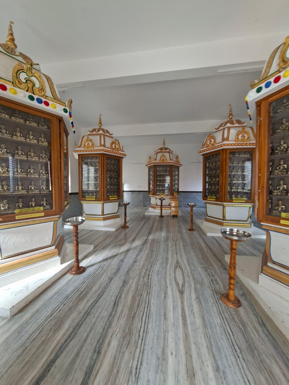 Tirthankaras of the Three Eras